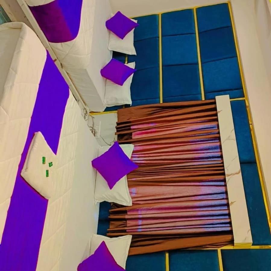 Hotel Karnavati Amhedabad Dış mekan fotoğraf