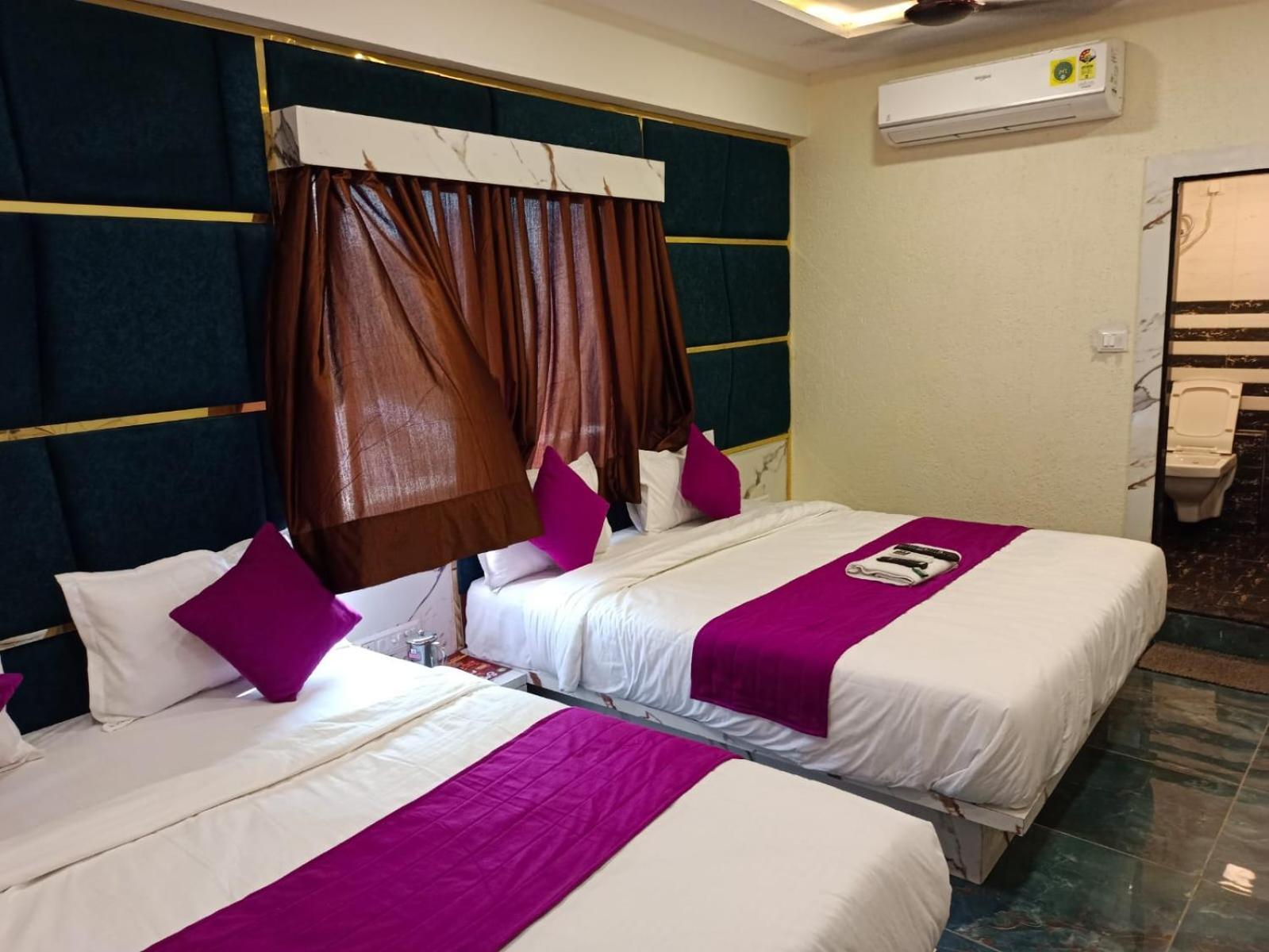 Hotel Karnavati Amhedabad Dış mekan fotoğraf