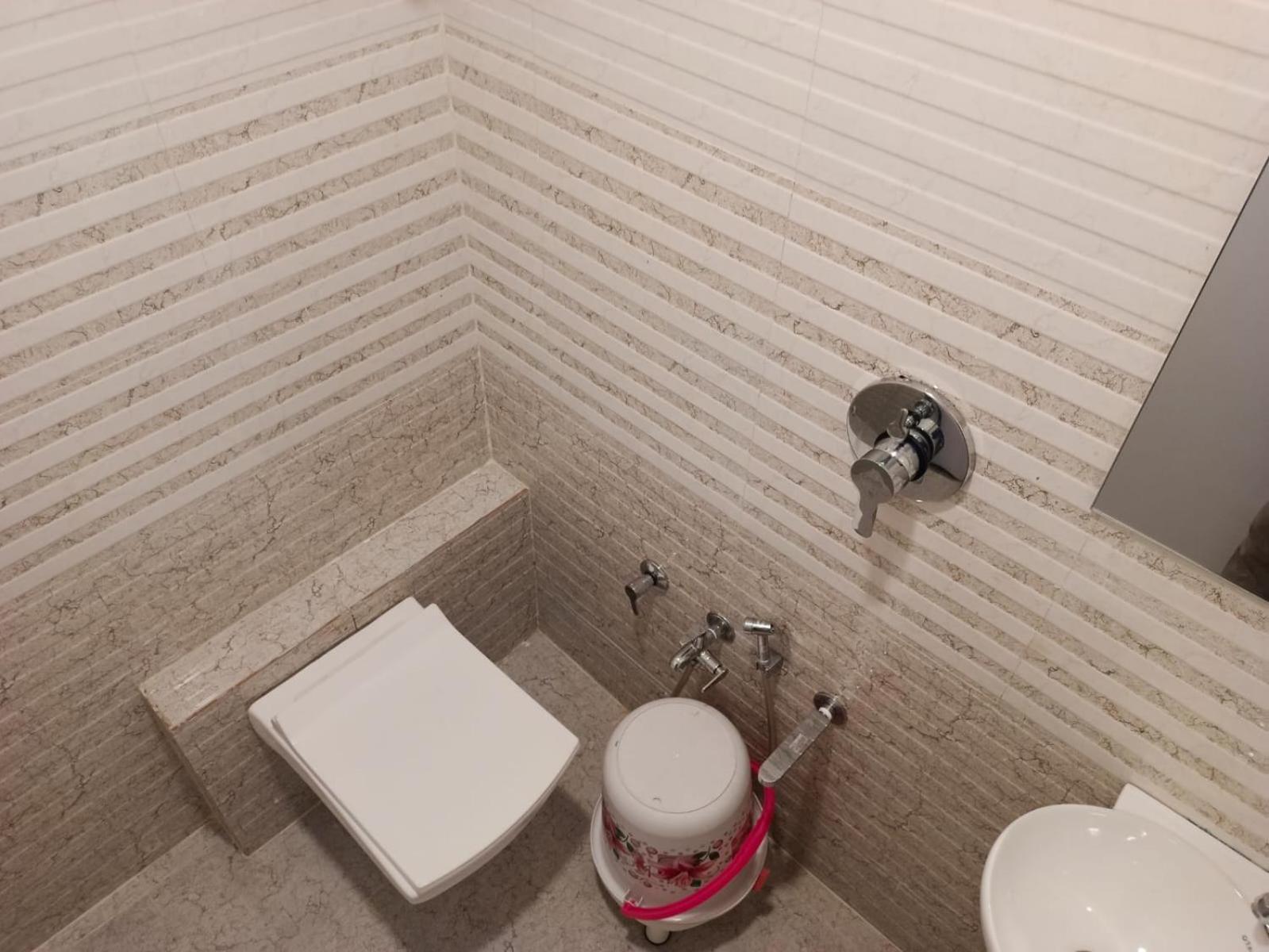 Hotel Karnavati Amhedabad Dış mekan fotoğraf
