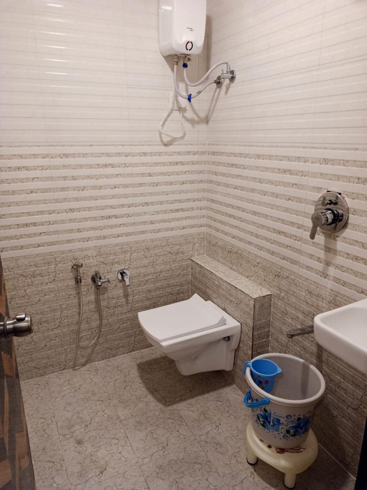Hotel Karnavati Amhedabad Dış mekan fotoğraf